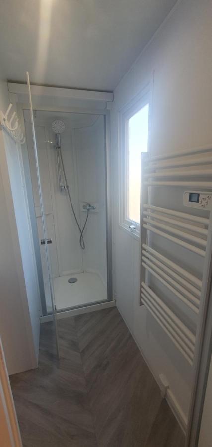Mobil Home Maxi Confort Sur La Cote D'Azur Fréjus Exterior foto